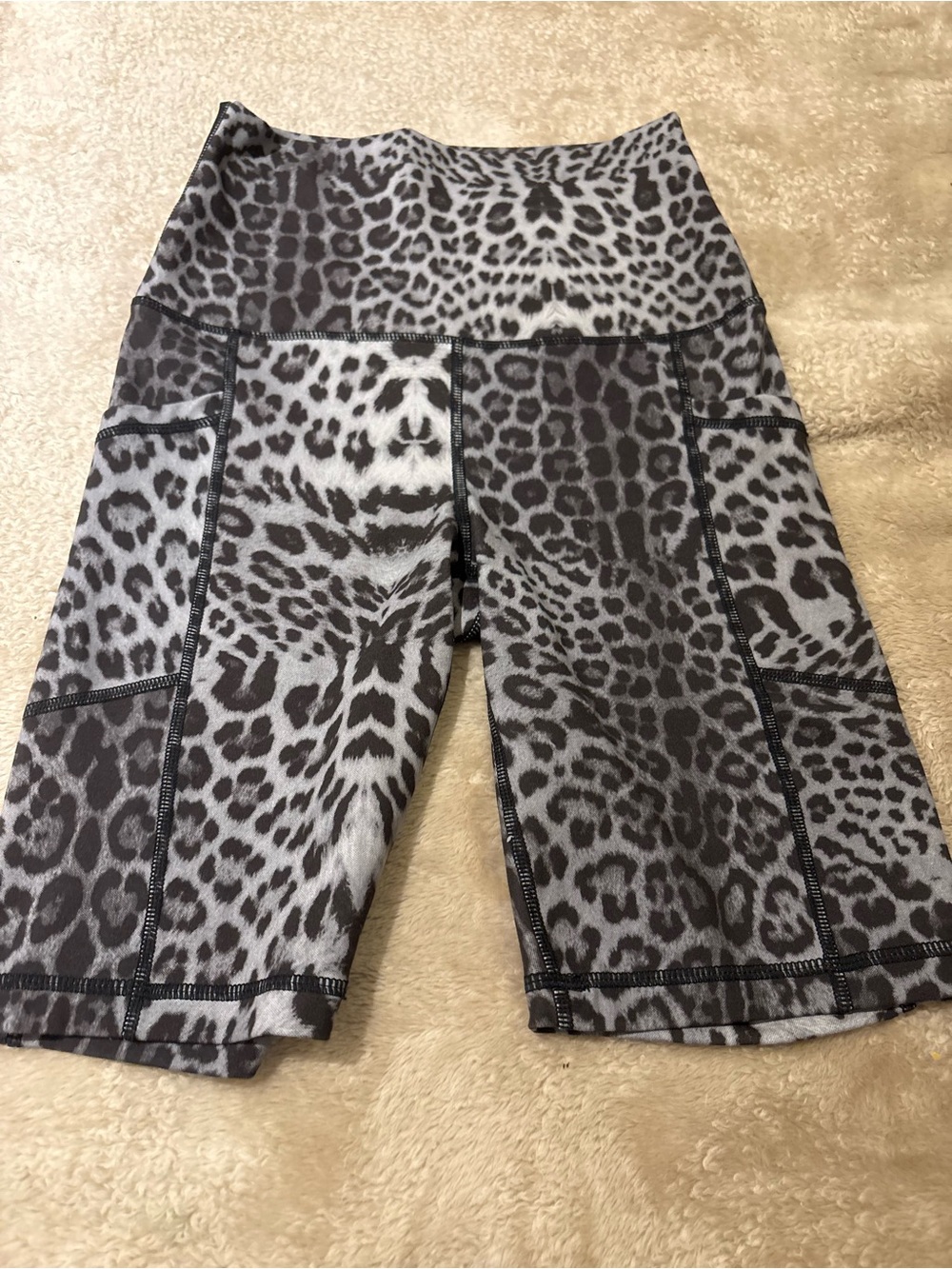 Leopard Print High-Waist Bike Shorts - Gray